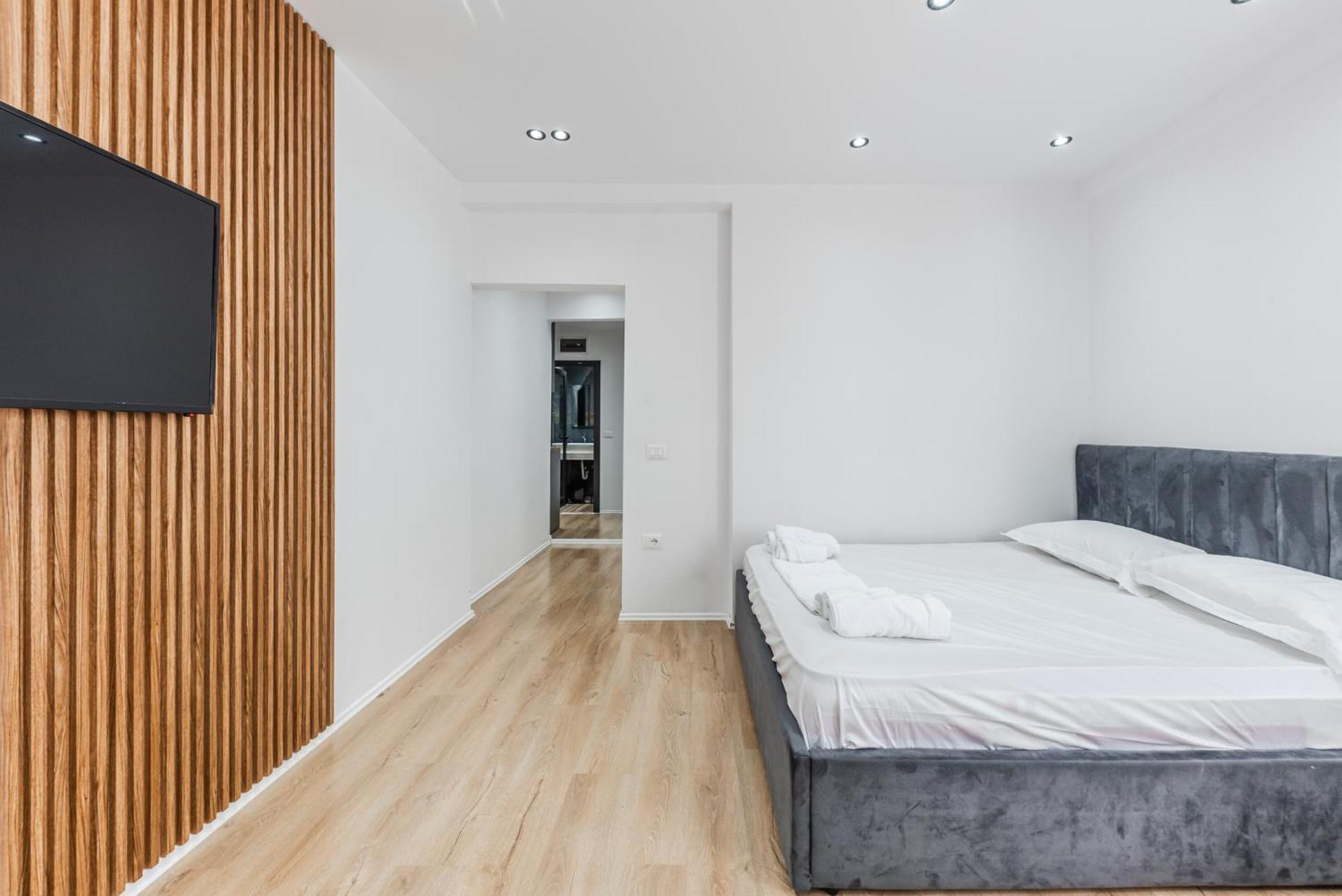 Atelier Apartments By Kondo Stays Tirana Exterior foto